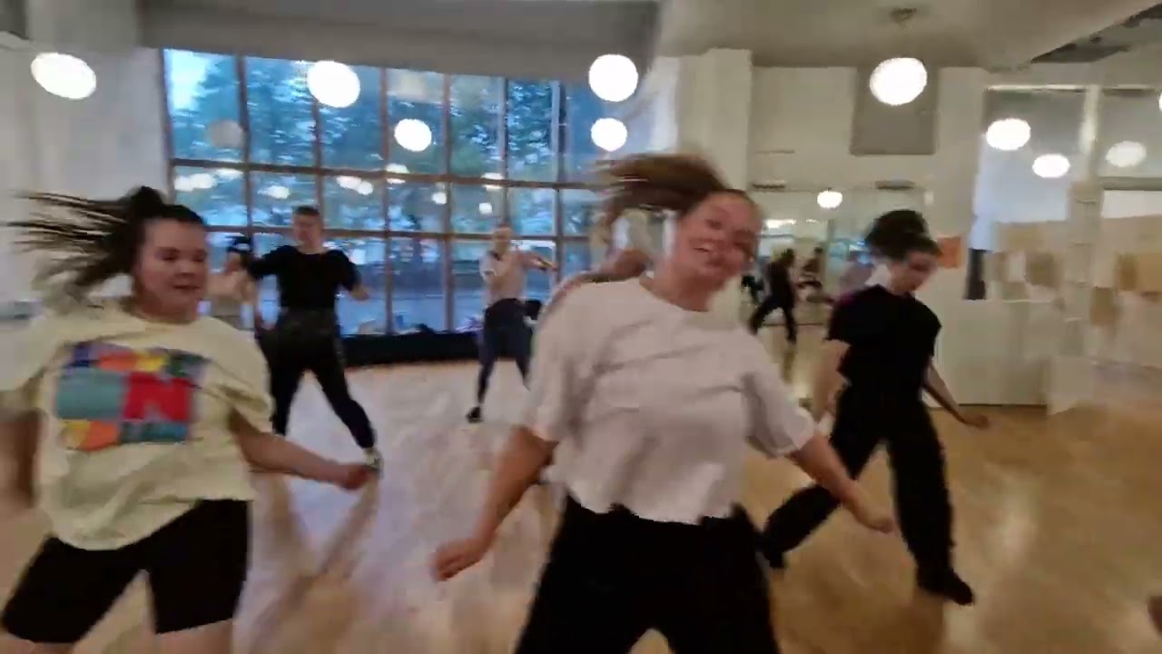 Commercial Dance – Tanssistudio Flama
